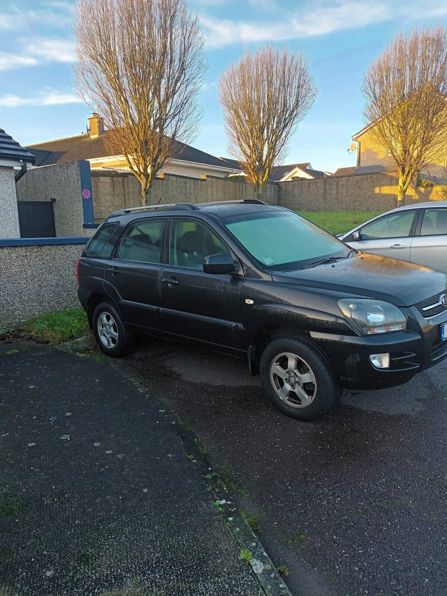 Low Mileage Kia Sportage 2.0 Petrol - Image 3