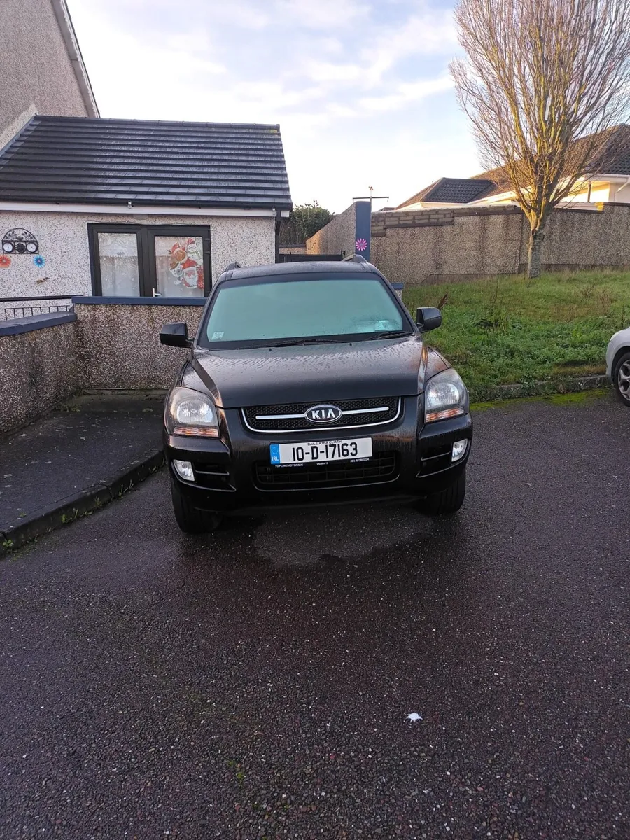 Low Mileage Kia Sportage 2.0 Petrol - Image 4