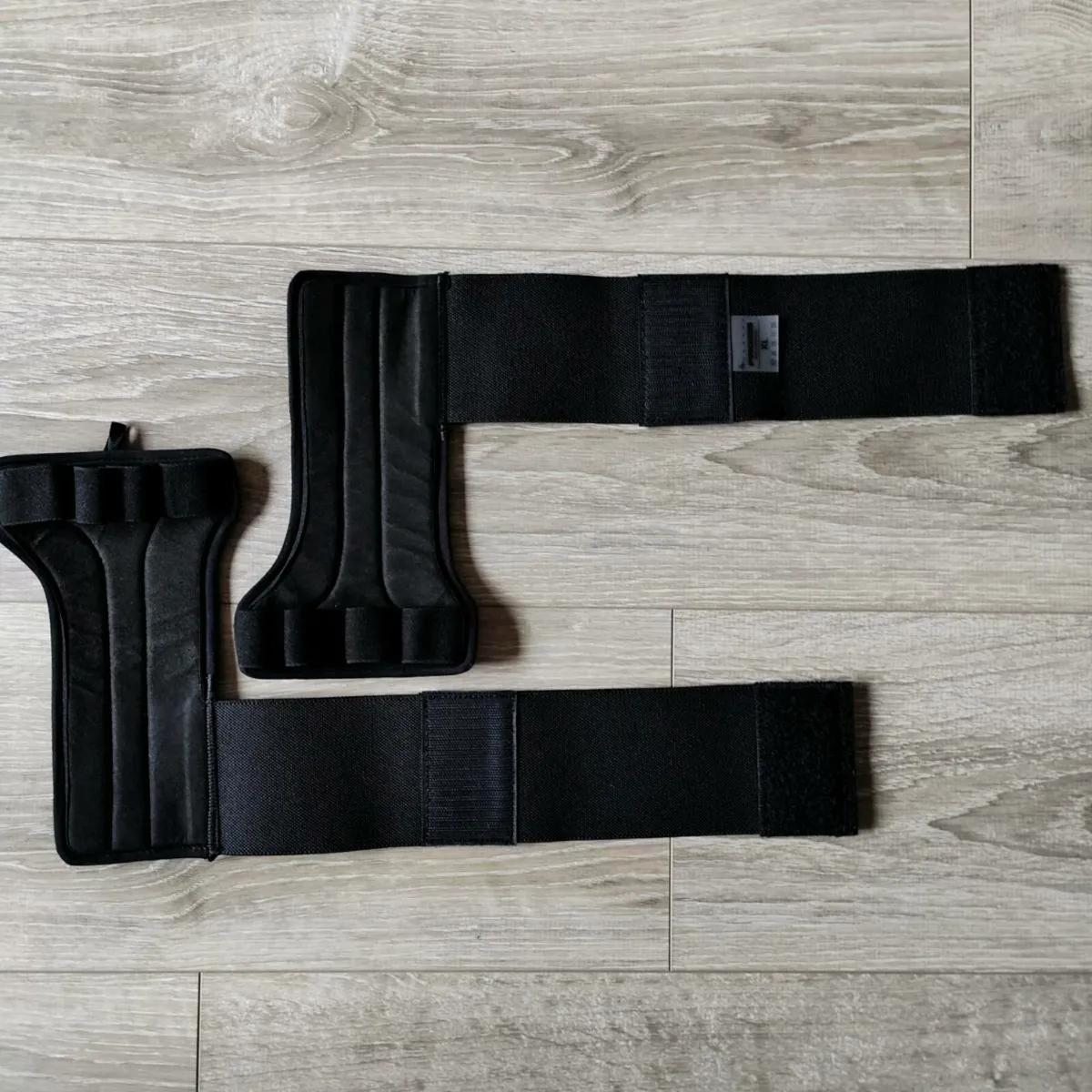 Workout Gloves - Black - Image 4