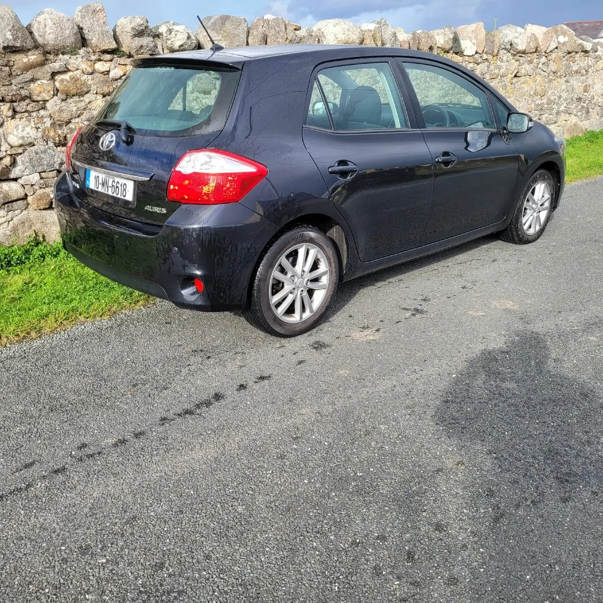 Toyota Auris 1.4 D4D 2010 Diesel - Image 2