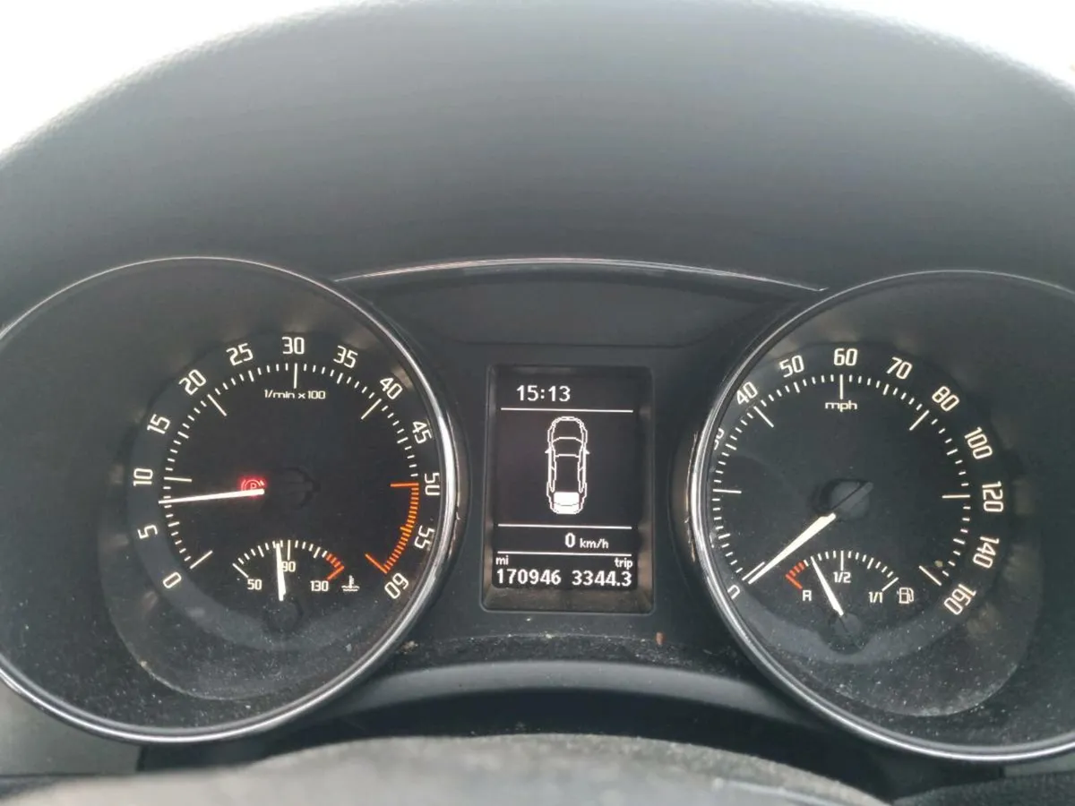 Skoda superb - Image 3