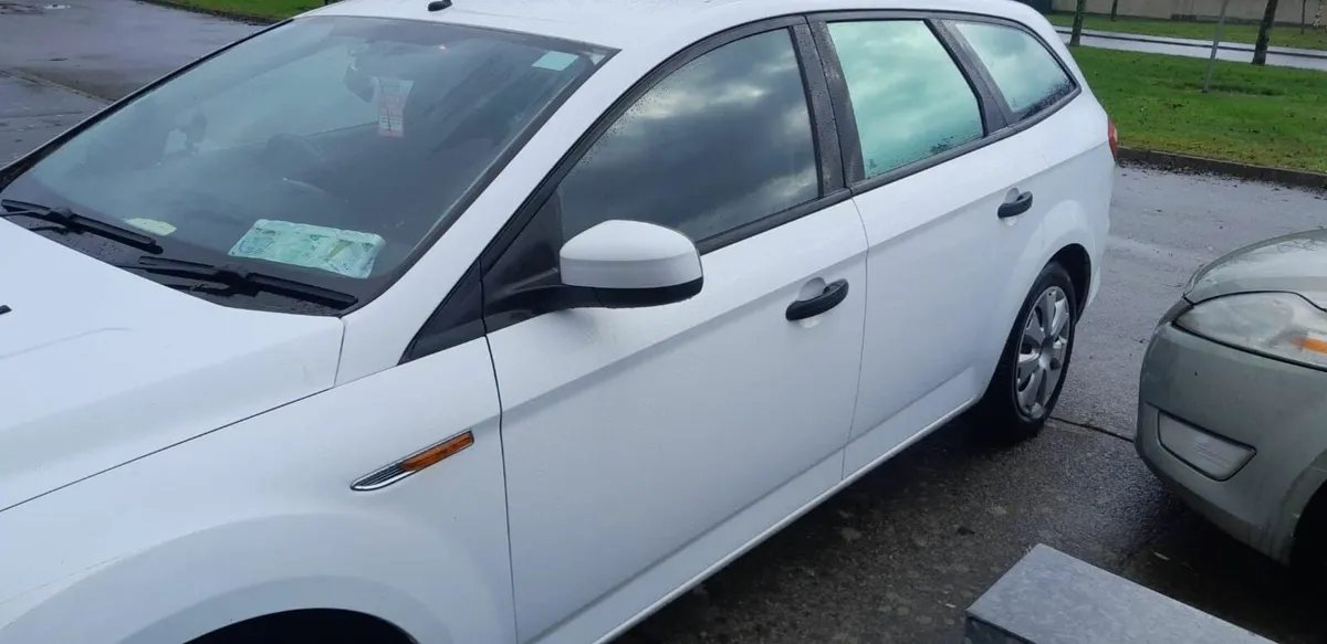 Ford Mondeo 2010 - Image 1