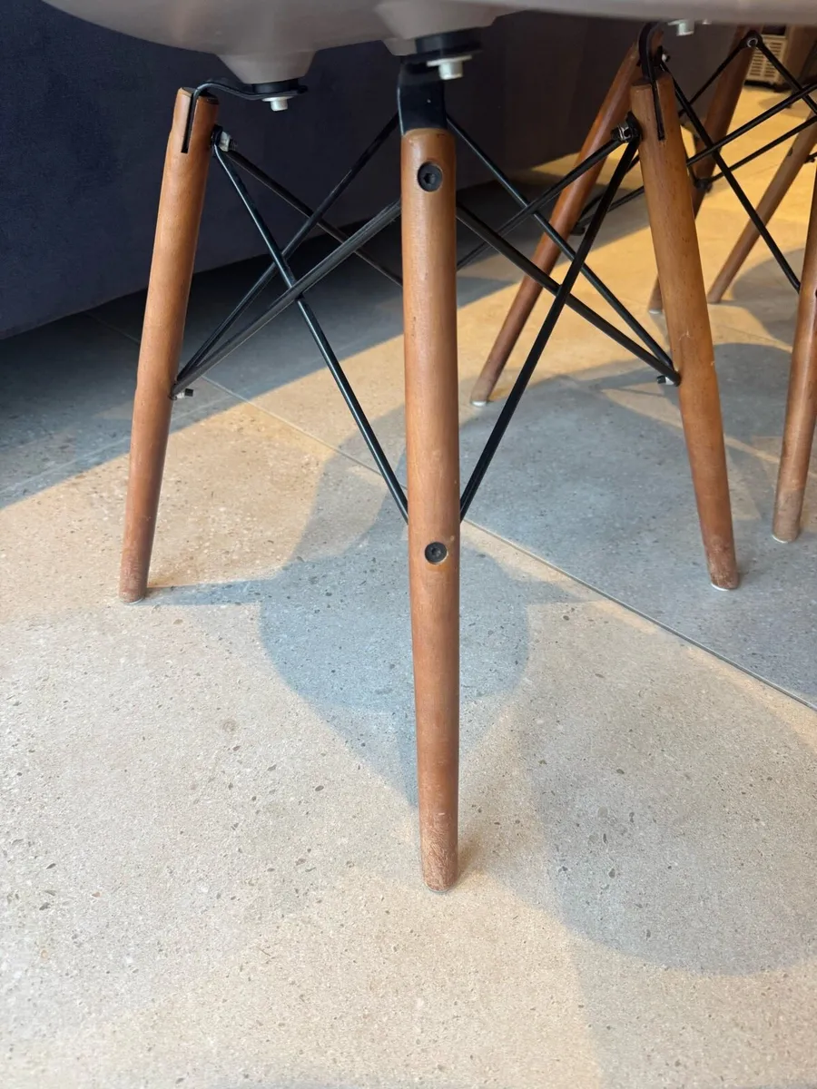 6 Dining Chairs - Image 4