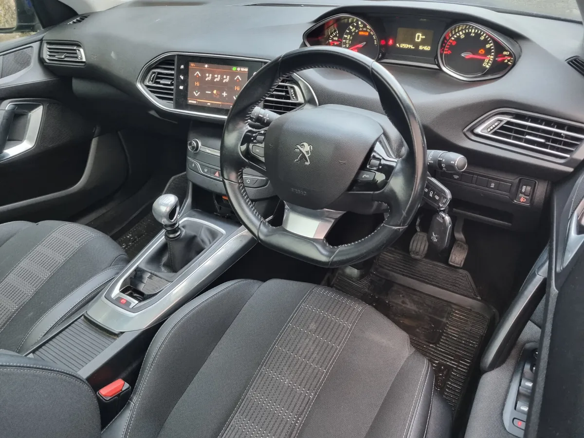 Peugeot 308 2019 - Image 4