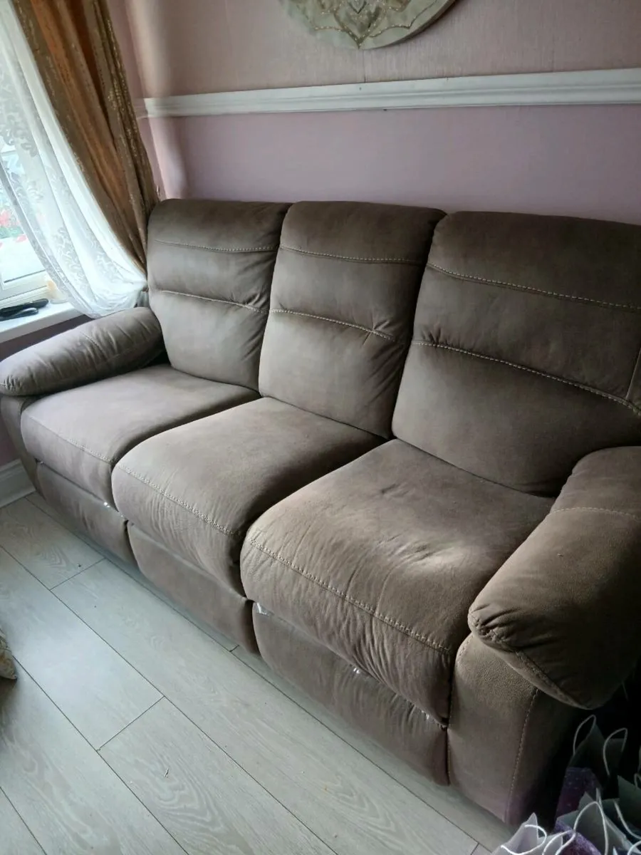 sofa - Image 1