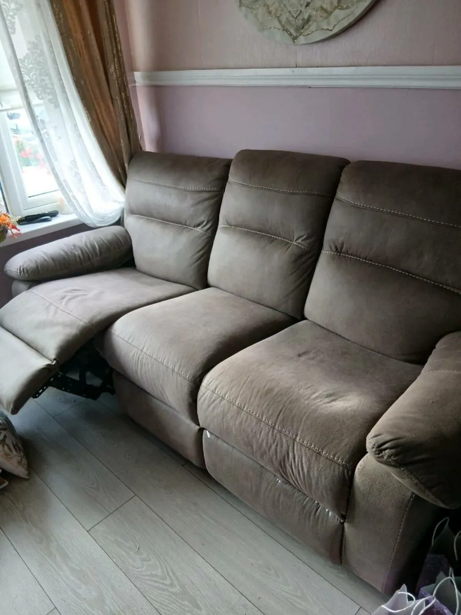 sofa - Image 2