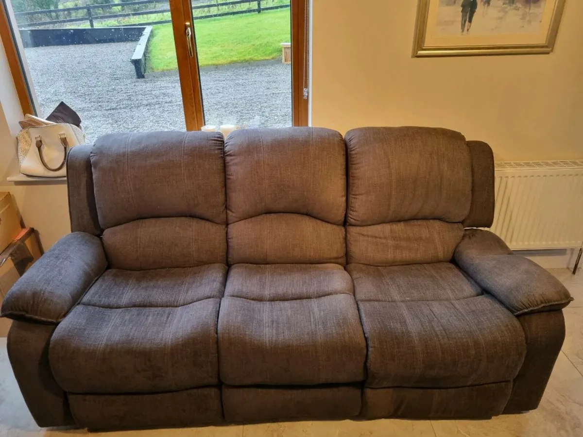 Three Piece Suite - Image 1