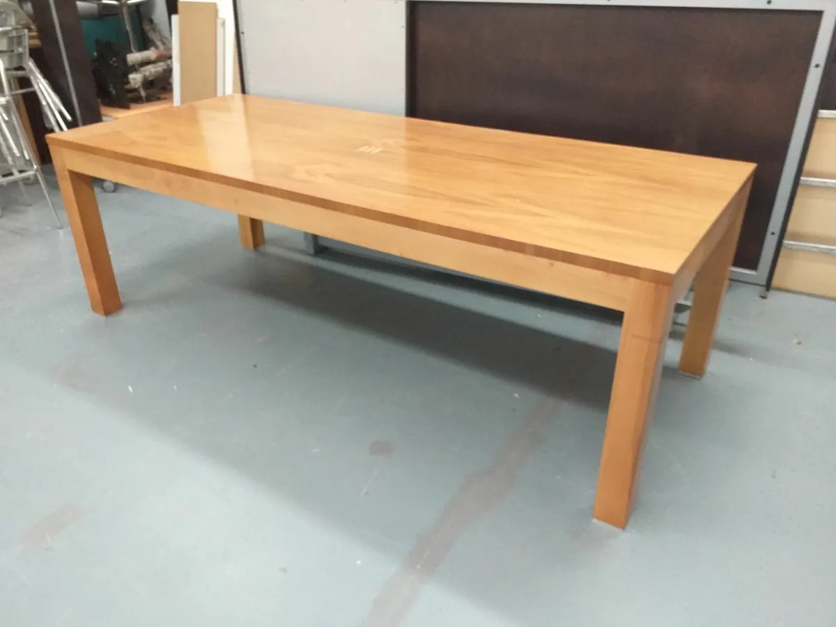 Large dining table L240cm - Image 1