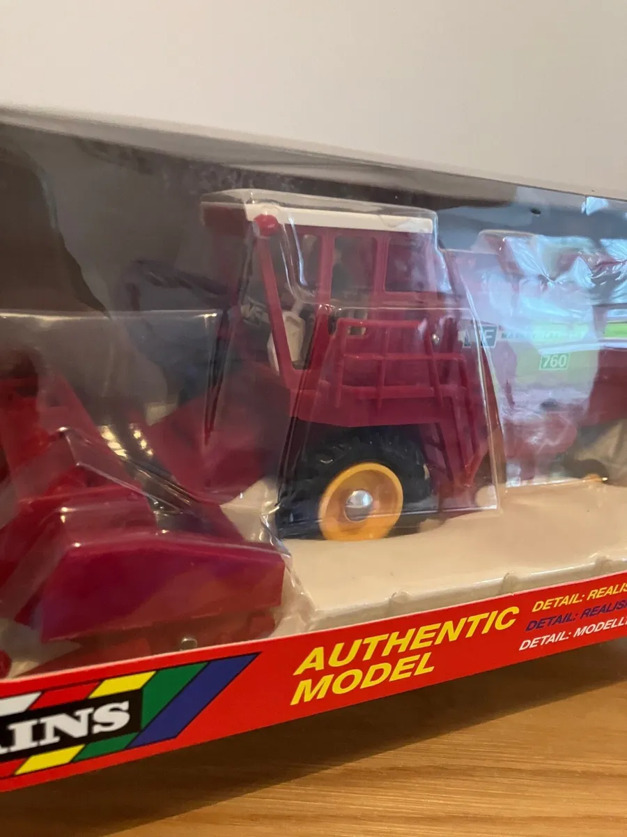 Britains Massey Ferguson 760 Combine 1 32 - Image 3
