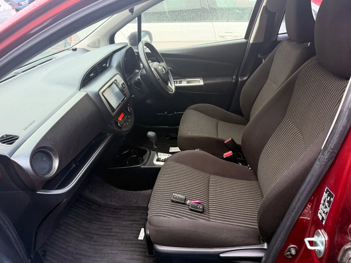 Toyota Vitz/ Yaris 2014   1.3 automatic - Image 4
