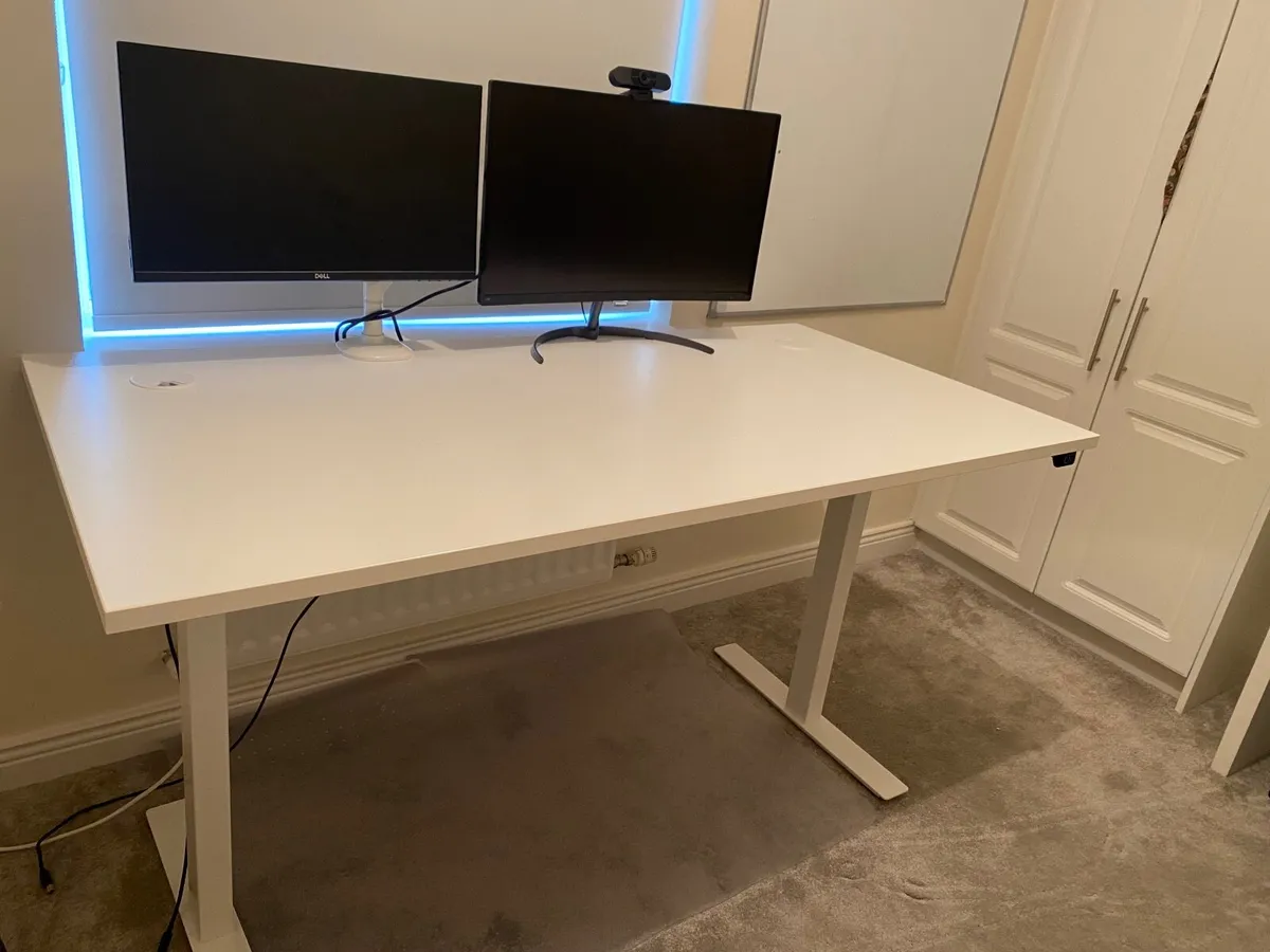 Adjustable desk - Electric Sit Stand Desk - Image 4