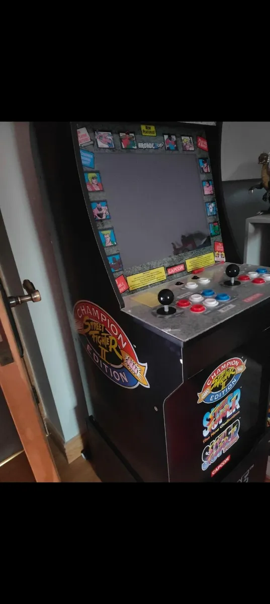 Coin-op computer game - Image 1