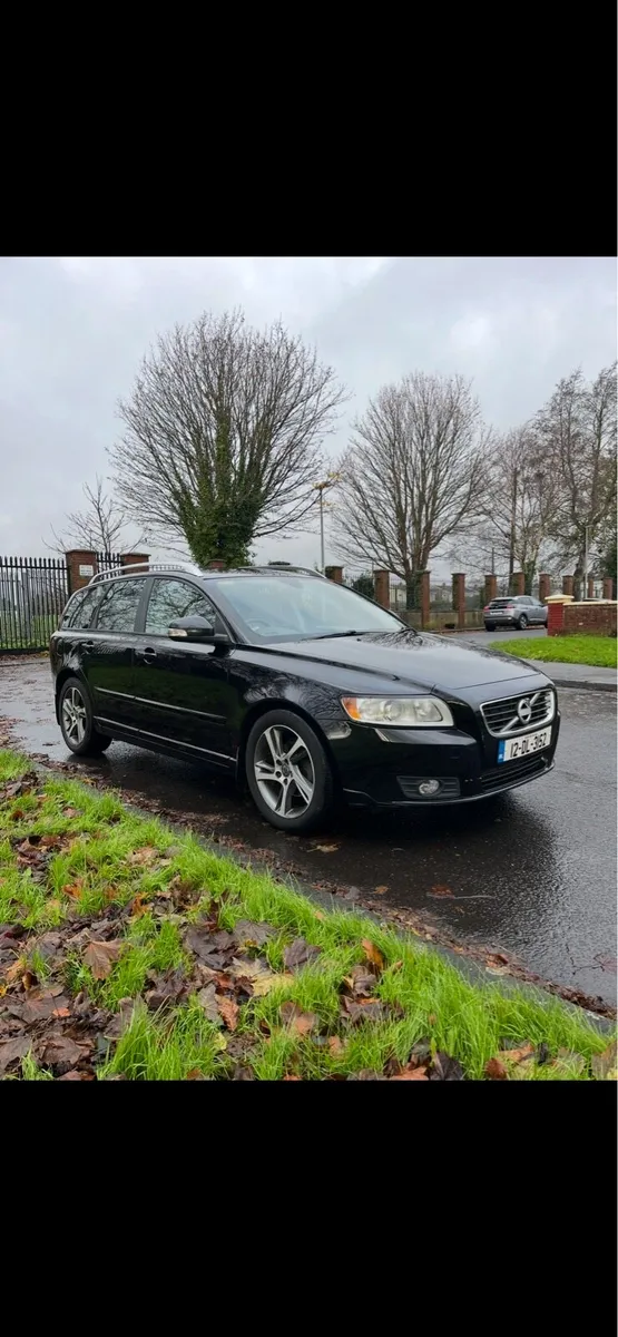 Very nice Volvo v50 ***new Nct and tax 08/26*** - Image 1
