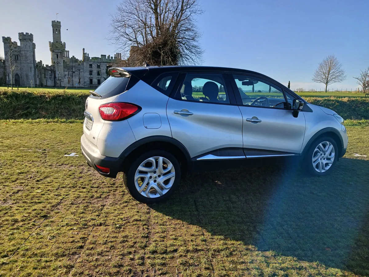 Renault Captur 2016 long tax & Test - Image 3