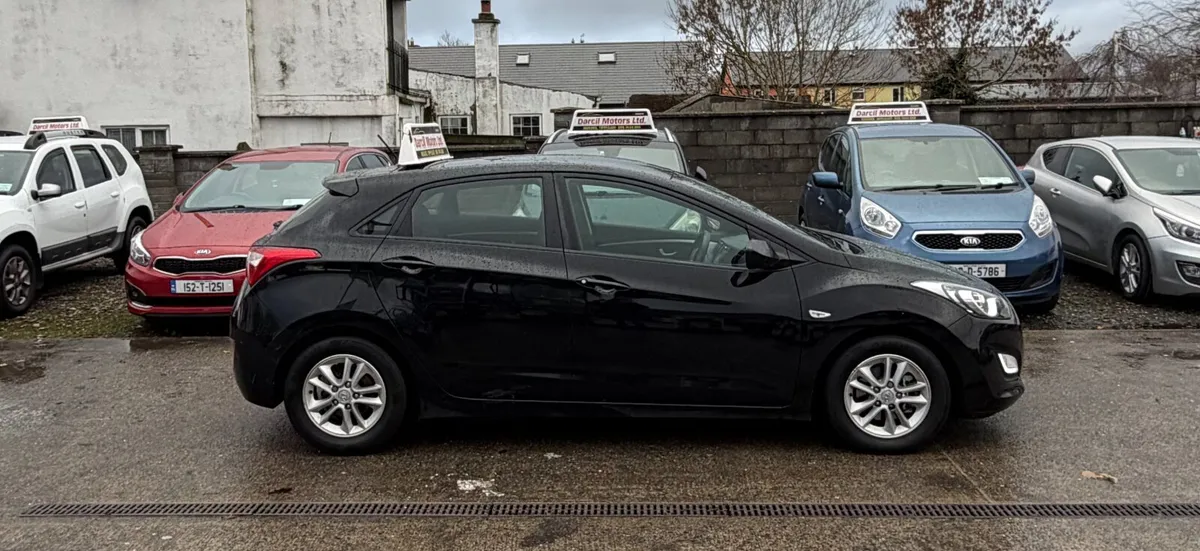 12 Hyundai i30 1.6 New Nct - Image 2