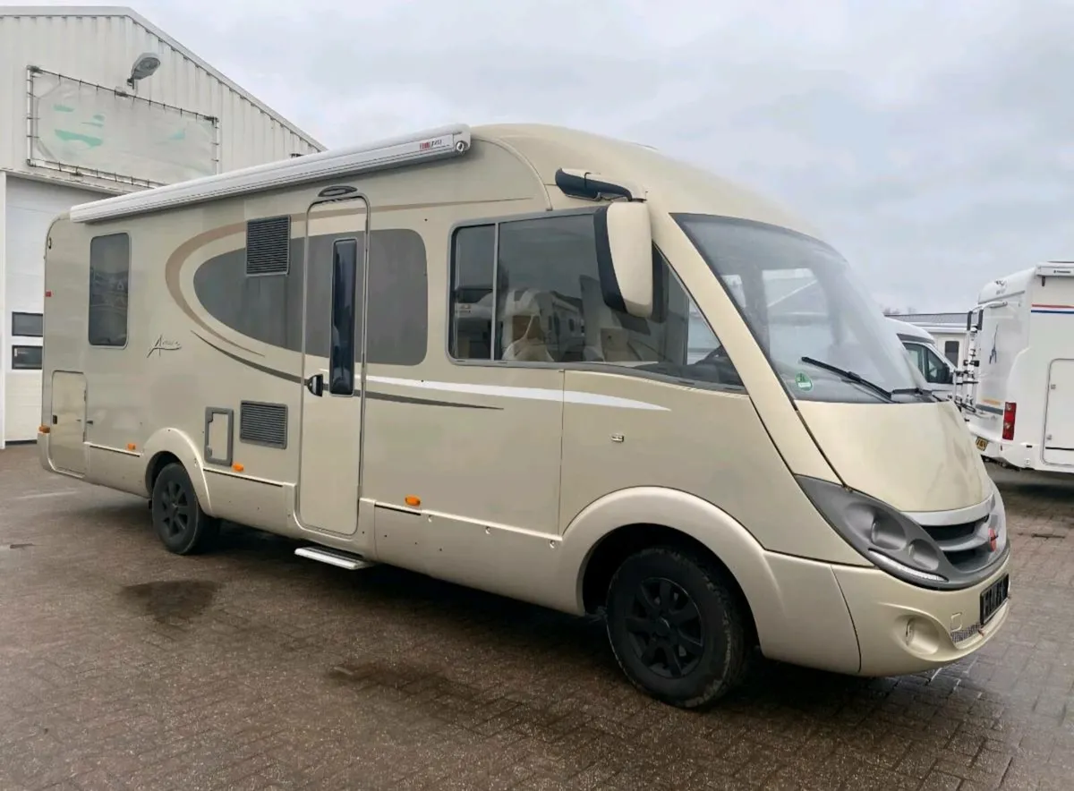 2014 BURSTNER AVIANO I727 ISLAND BED A MUST SEE 👀 - Image 1