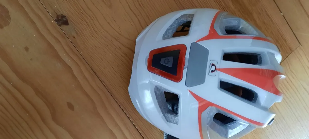 Kids Helmet - Image 4