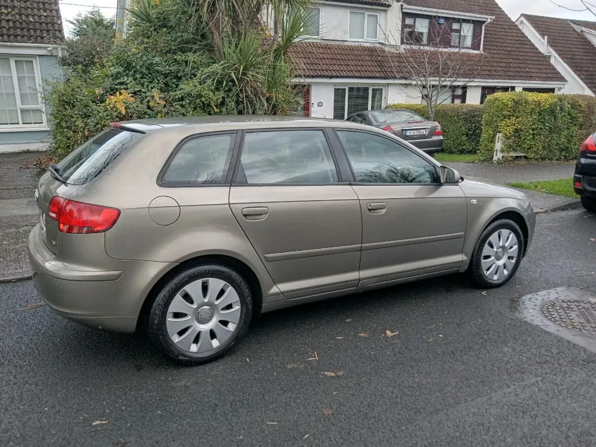 Beautiful automatic 1.6 petrol Audi low kms - Image 2