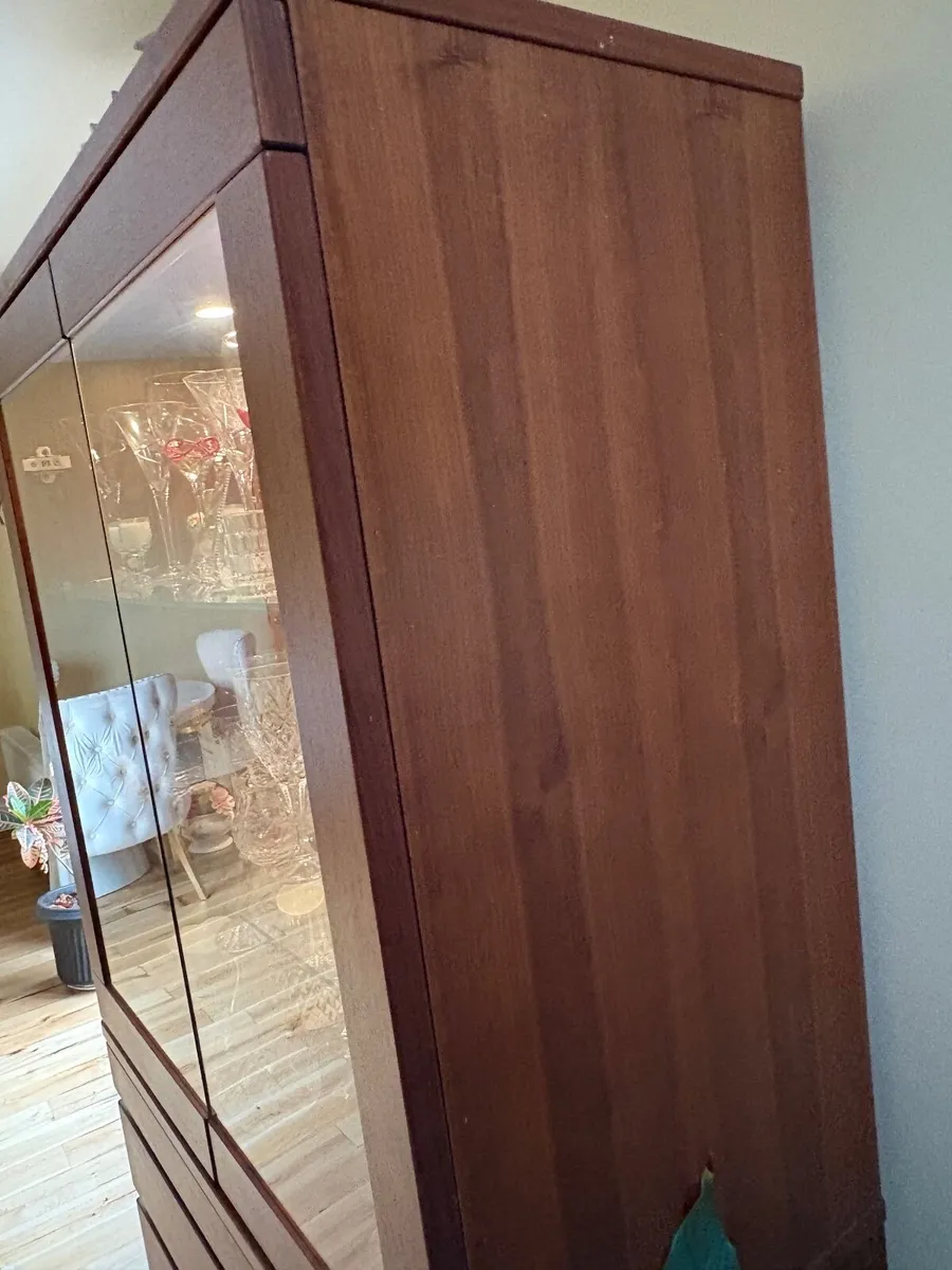 Skovby display unit - Image 2