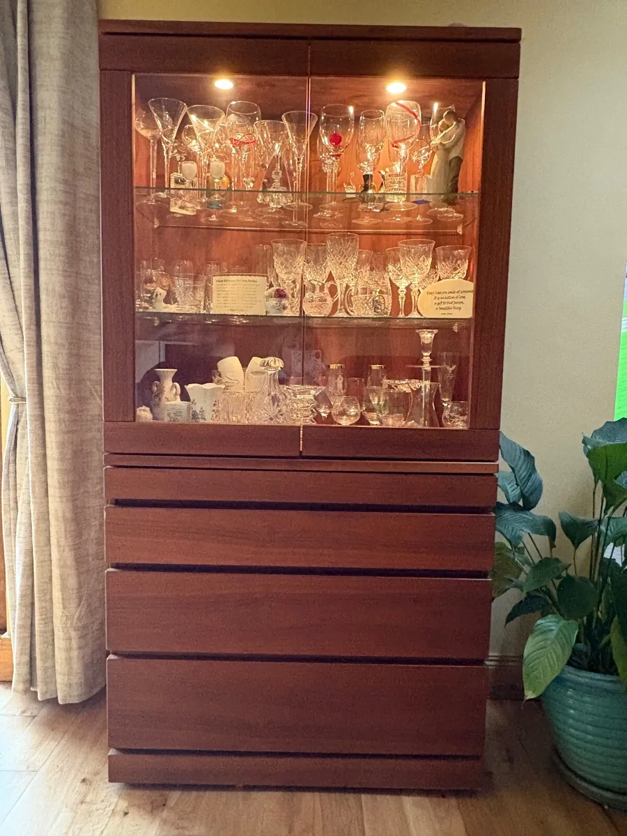 Skovby display unit - Image 3