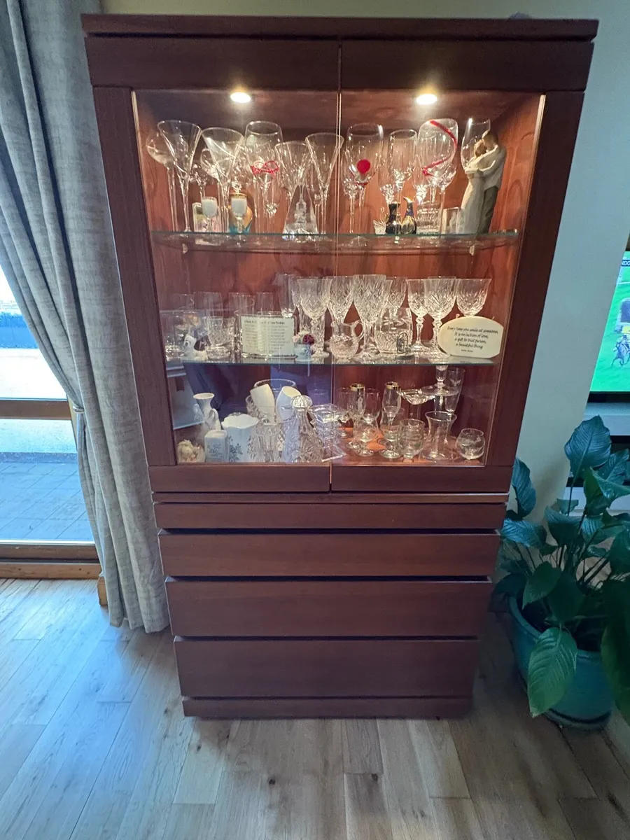 Skovby display unit - Image 4