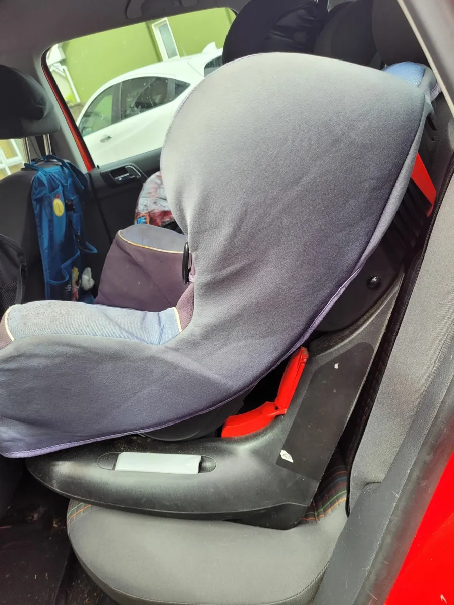 High back booster seat - Image 2