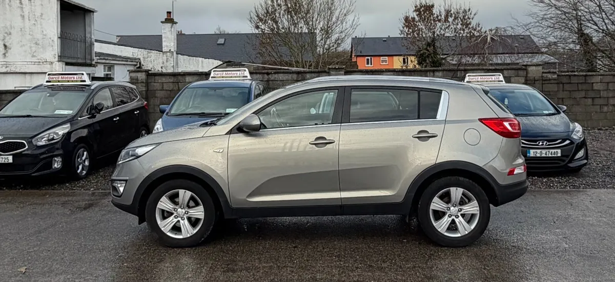 13 Kia Sportage 1.7 - Image 2