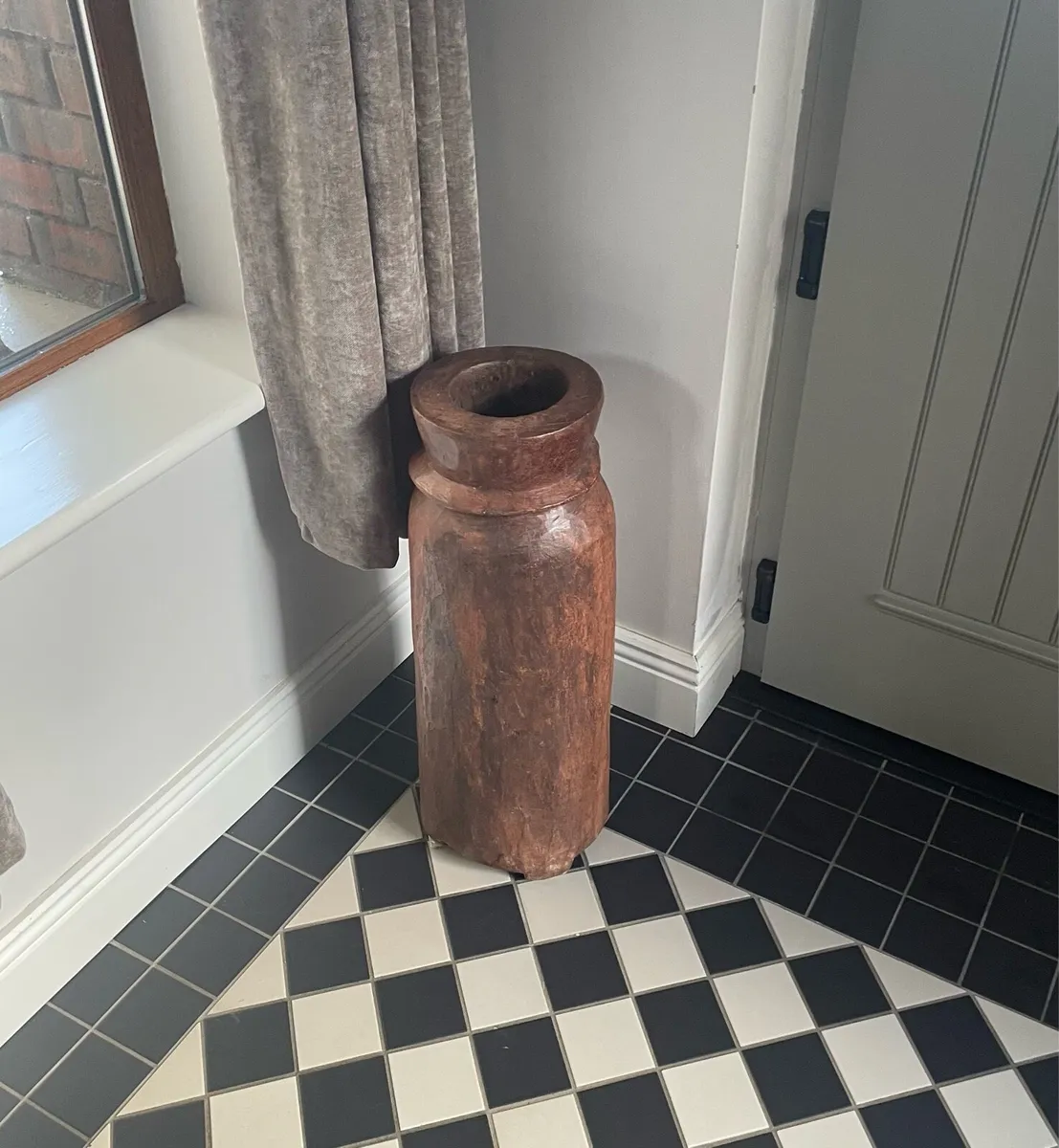 Decorative Solid Piece of furniture - Image 2