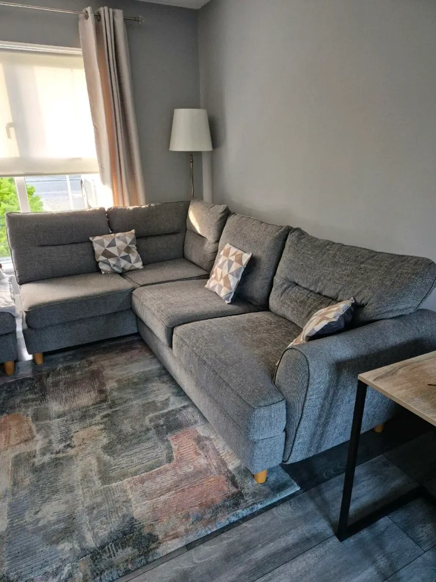 Corner suite sofa - Image 2