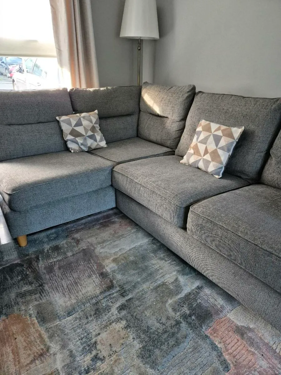 Corner suite sofa - Image 4