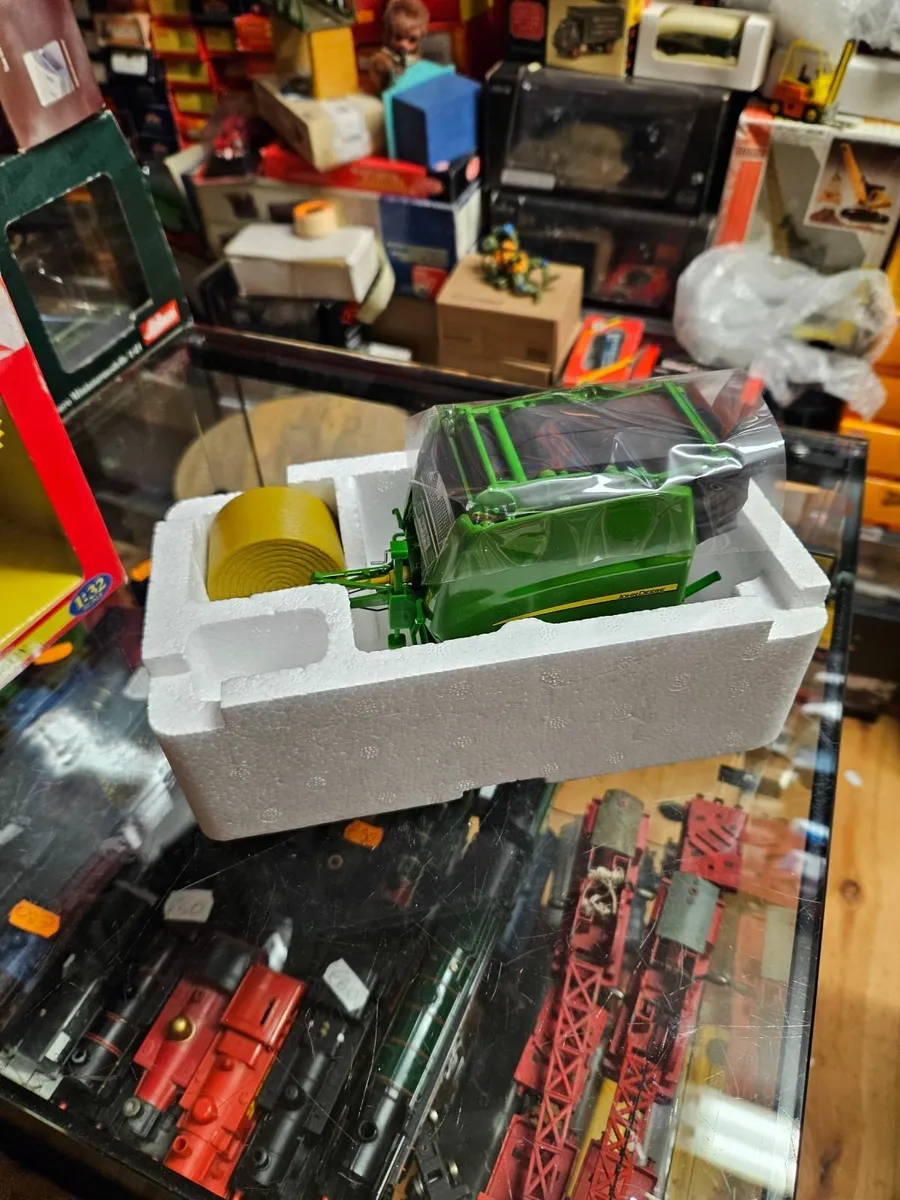 Britain's Wiking John Deere Round Baler - Image 1