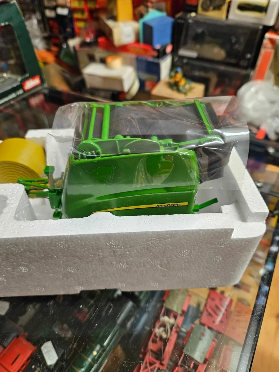 Britain's Wiking John Deere Round Baler - Image 3