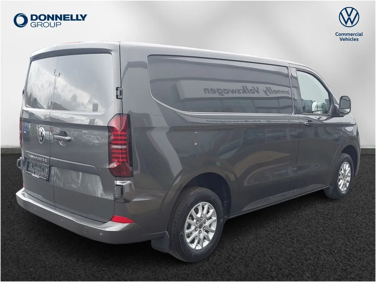 Volkswagen Transporter T28 Swb Diesel Commerce Pro - Image 3