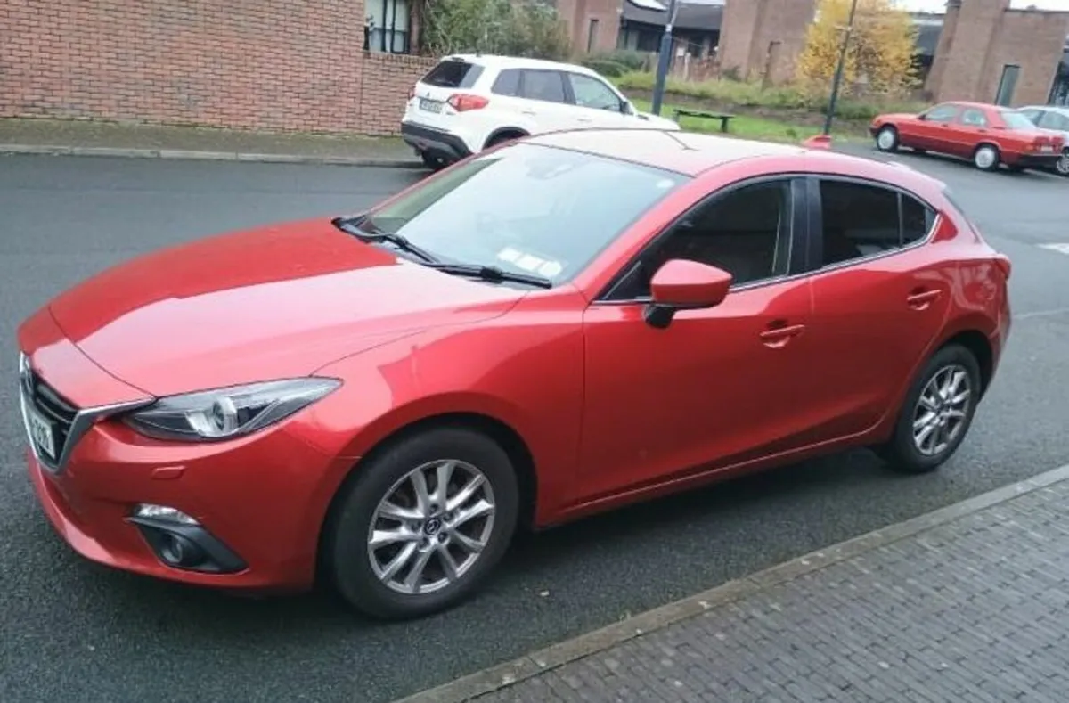 Car in excellent condition, fresh NCT. - Image 2