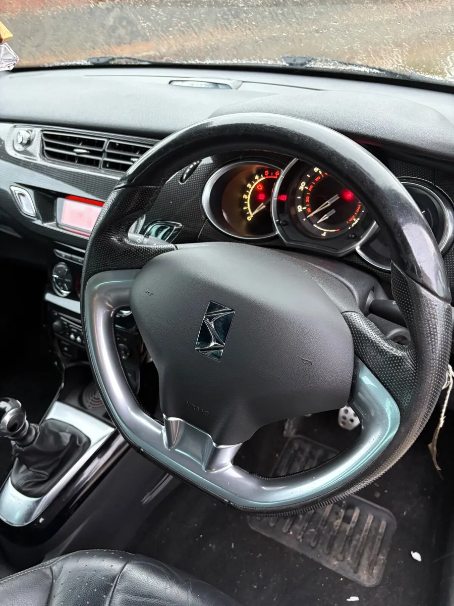 Citroen DS 3 2013 - Image 3