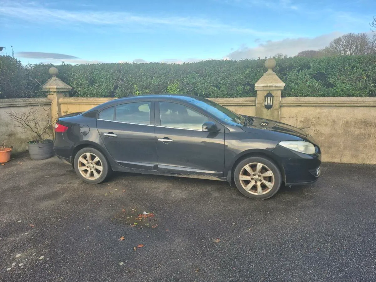 Renault Fluence 2010 - Image 1