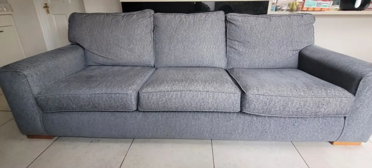 3.5 Seater couch