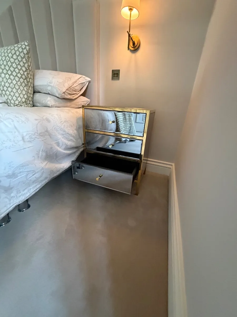 BED SIDE LOCKERS - Image 2