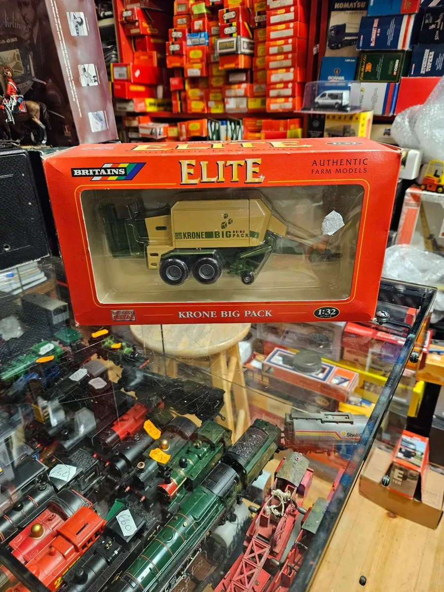 Britain's Krone Square Baler - Image 3