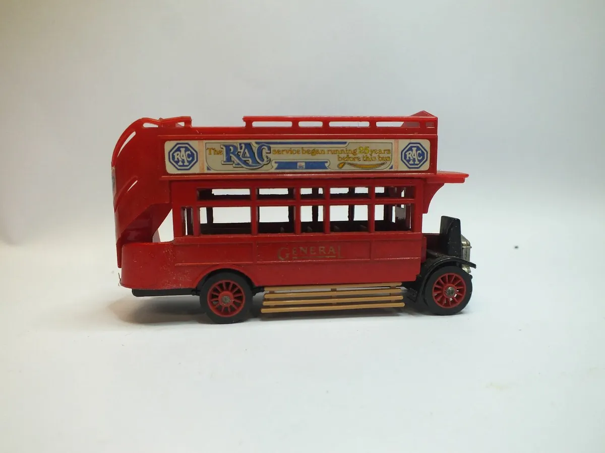 Model Bus - Image 2