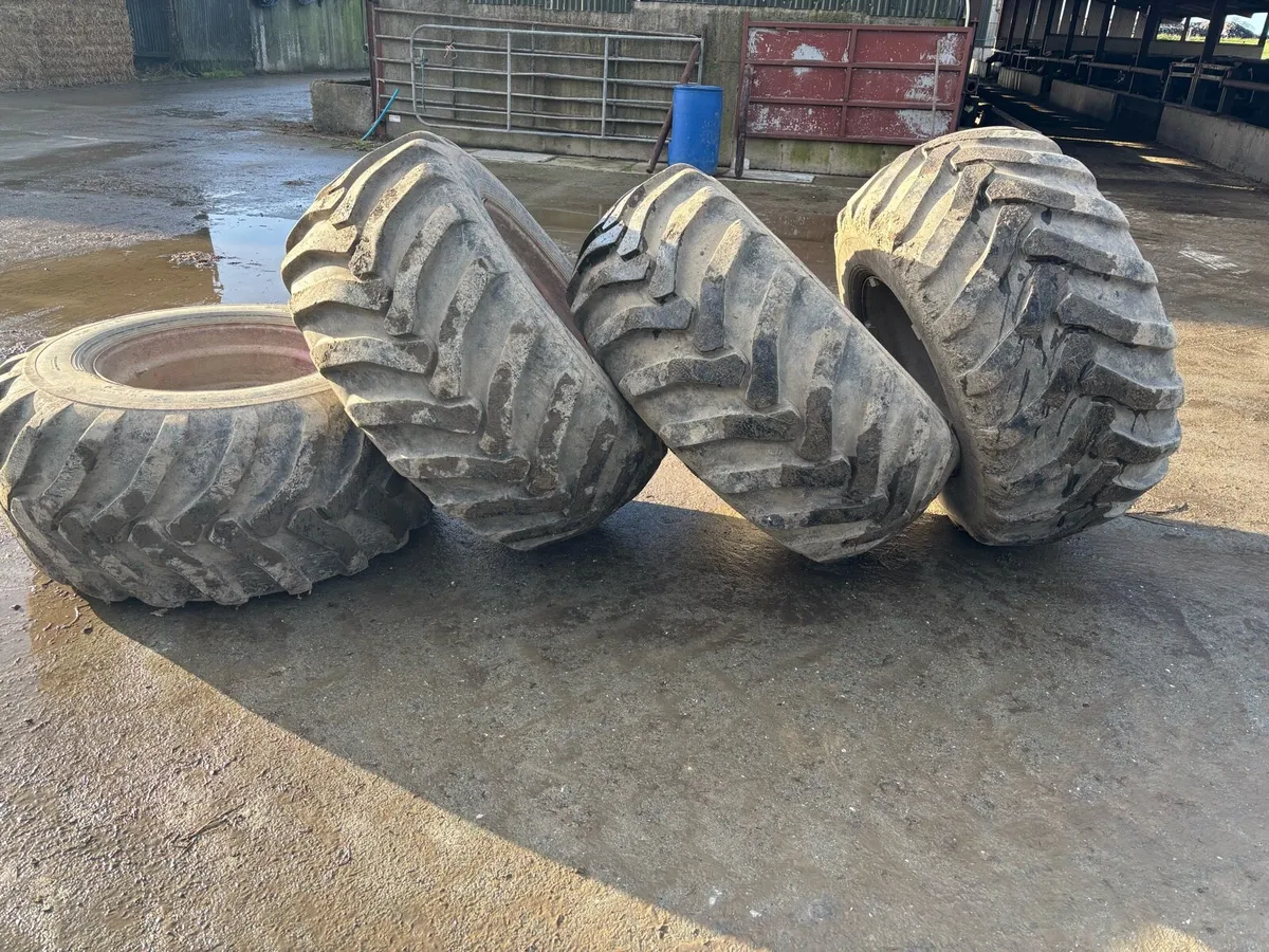 Wide low pressure wheels - Image 3