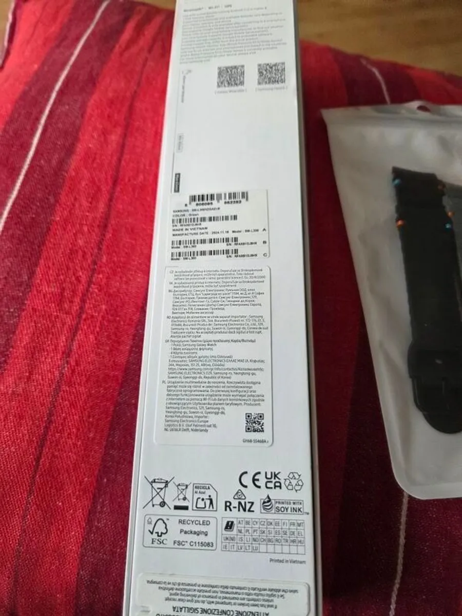 Samsung Galaxy 7 Smartwatch 40mm - Image 2