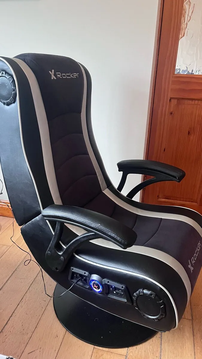 Gaming chair - Image 3