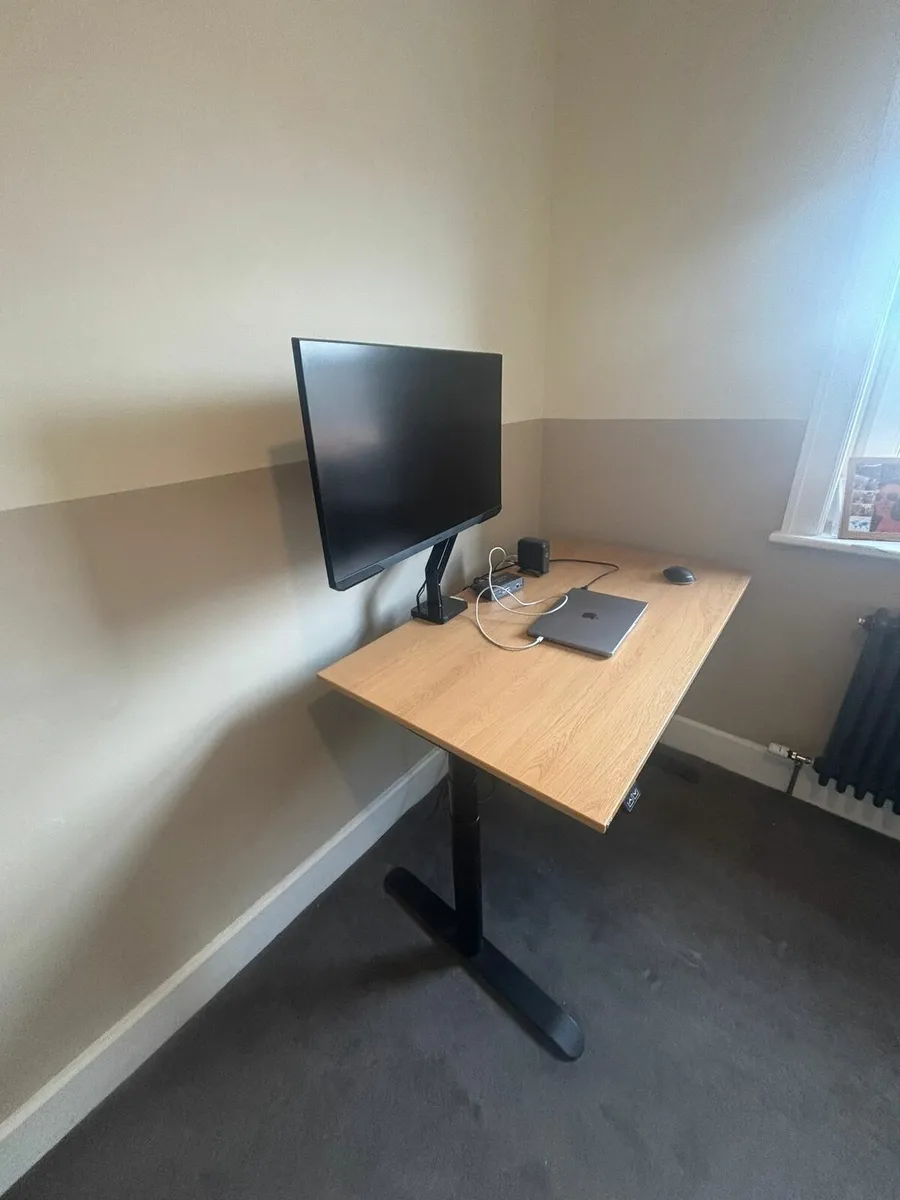 Urgent Sale: Premium Sedus Standing Desk - €179 - Image 2