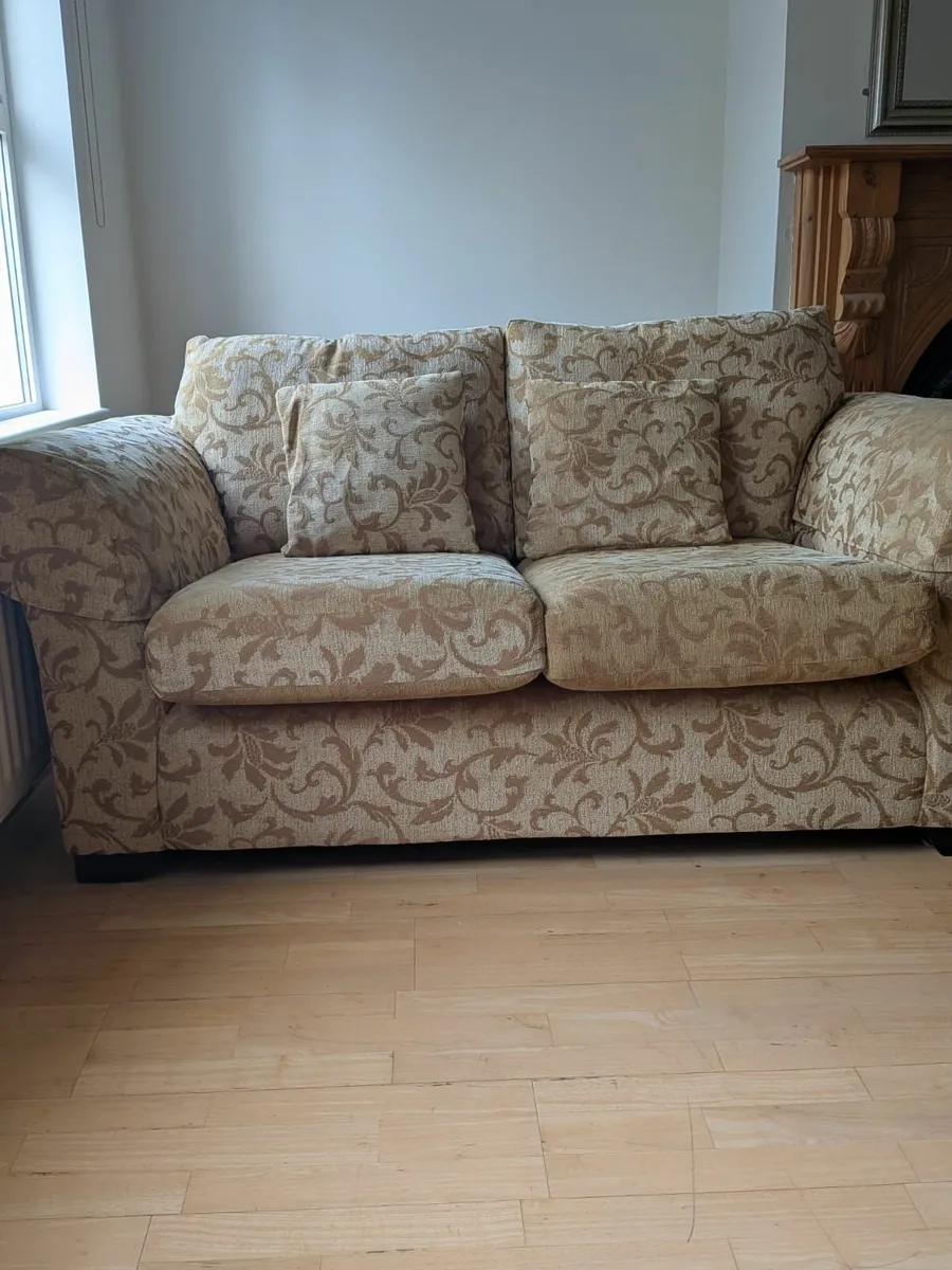 2.5 Seater Sofa by Finline Furniture - Image 1