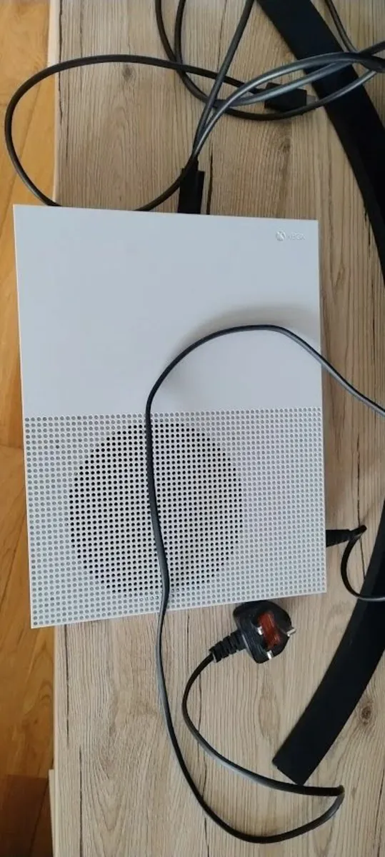 X Box One S all digital - Image 2