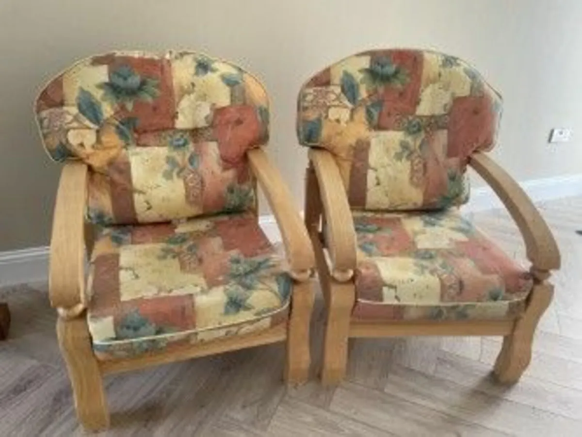 2 Armchairs - Image 1