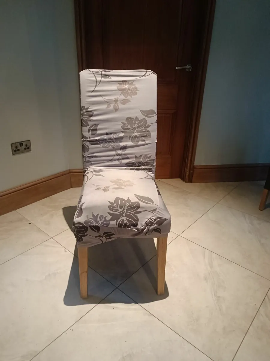 Dining chairs - Image 1