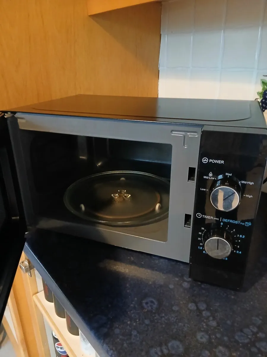 Microwave - Image 1