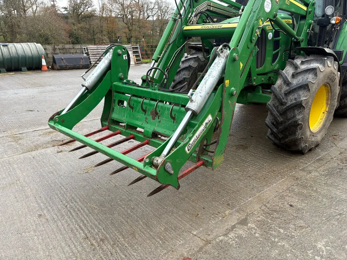 Cashels bale shear - Image 3